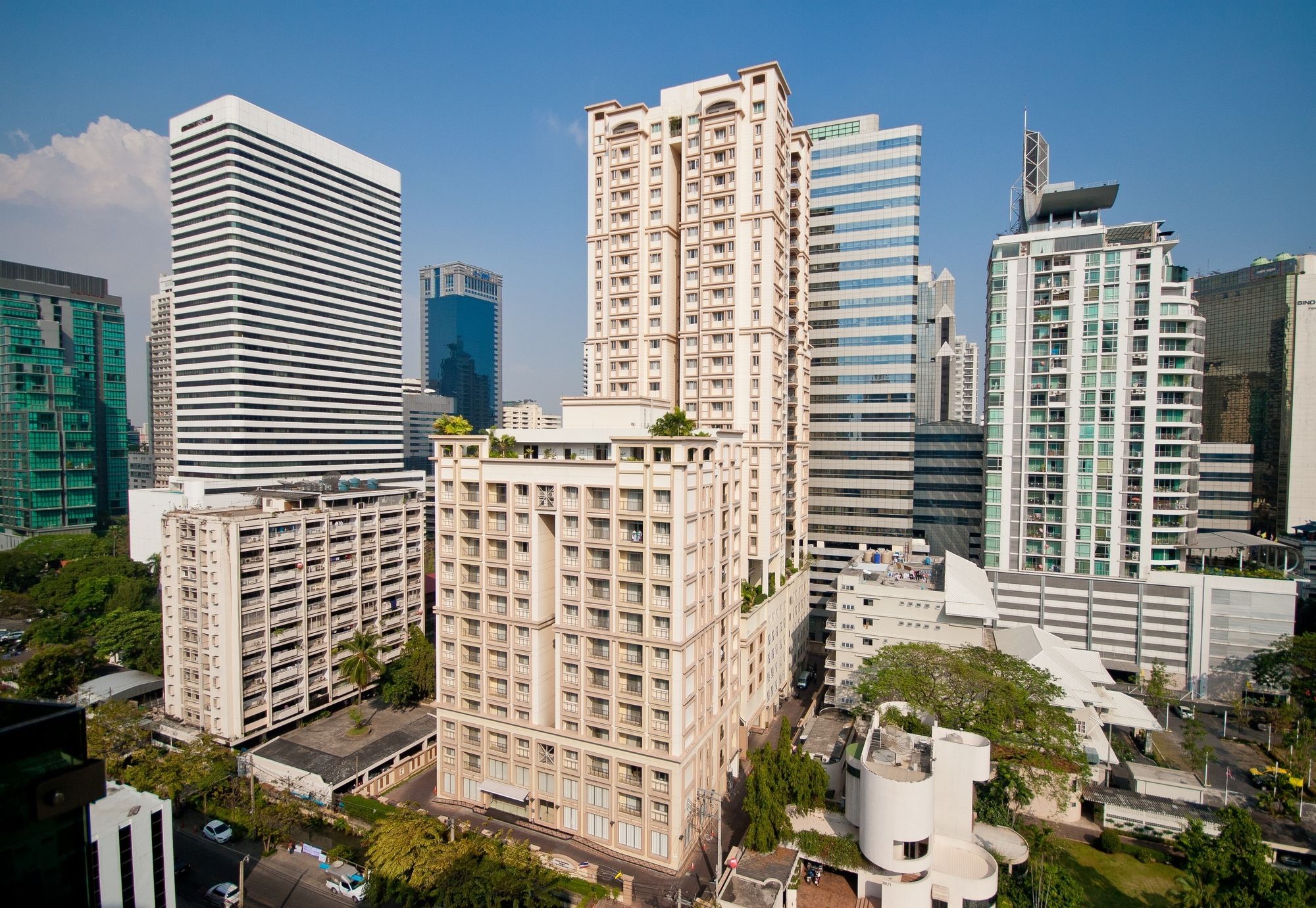 Grand Asoke Suites Boutique Residence Bangkok Bagian luar foto